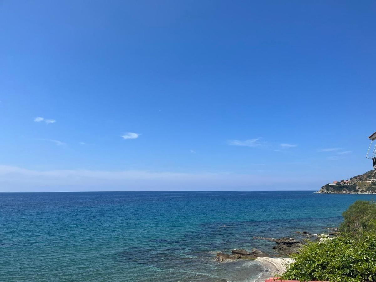 Ammoudeli Apartments Plomari Екстер'єр фото