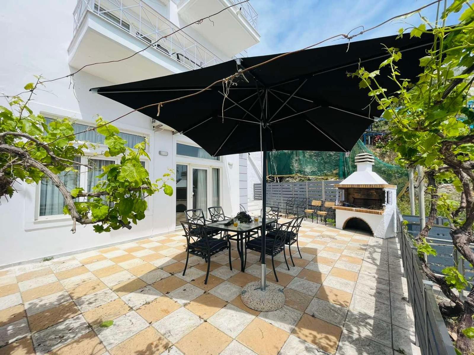 Ammoudeli Apartments Plomari Екстер'єр фото