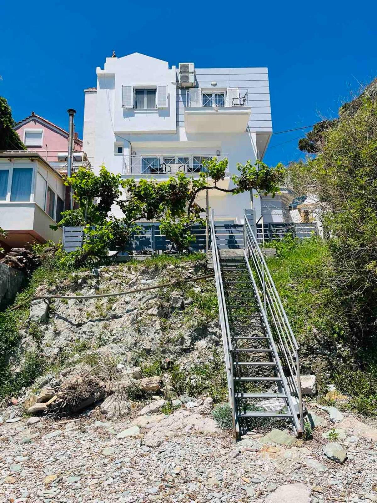 Ammoudeli Apartments Plomari Екстер'єр фото
